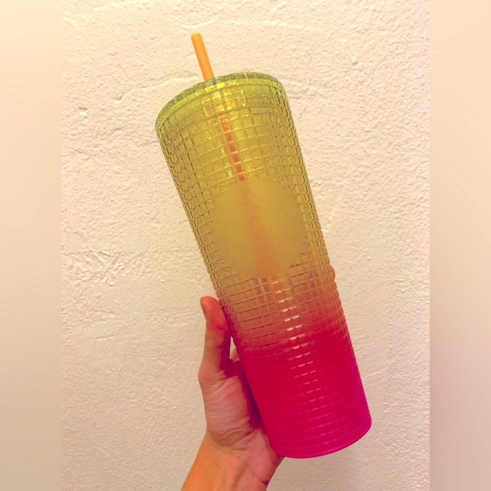 Gift w/ purchase over $500 🍋